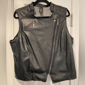 Lane Bryant Size 18 Black Faux Leather Asymmetrical Zip Jersey Lined Moto Vest